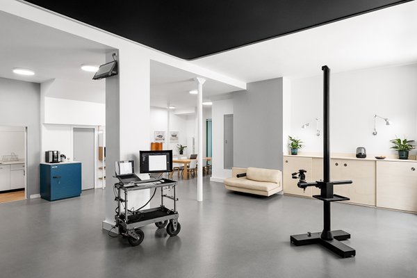 Photo of 120m2 shooting studio in the heart of Paris