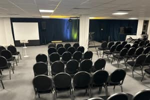 listings.show.sections.photos.alt