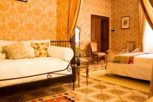 listings.show.sections.photos.alt