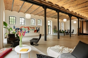 listings.show.sections.photos.alt