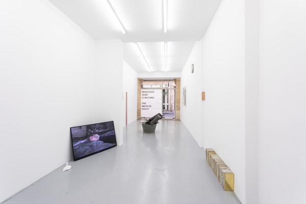 Pop-Up Gallery Space in Le Marais