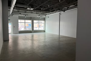 listings.show.sections.photos.alt