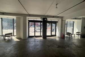 listings.show.sections.photos.alt