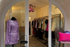 Pop-up store en rez-de-chaussée, centre historique de La Rochelle, à deux pas du Vieux-Port, photo 4