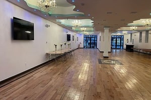 listings.show.sections.photos.alt