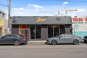 listings.show.sections.photos.alt