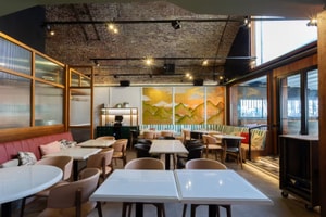 listings.show.sections.photos.alt