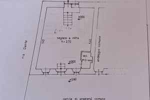 listings.show.sections.photos.alt