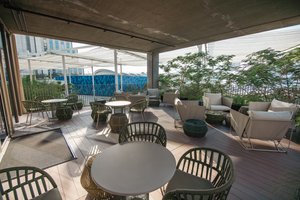 listings.show.sections.photos.alt