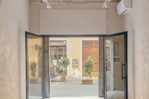 listings.show.sections.photos.alt