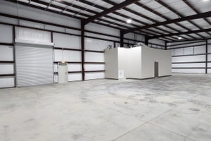 listings.show.sections.photos.alt