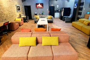 listings.show.sections.photos.alt