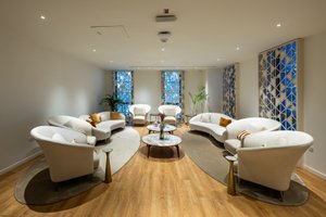 listings.show.sections.photos.alt