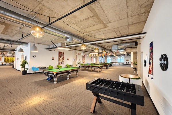 Game room with bar for up to 500 guests, 12,000 sq ft, downtown