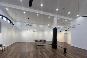 listings.show.sections.photos.alt