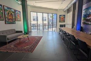 listings.show.sections.photos.alt