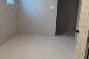 listings.show.sections.photos.alt