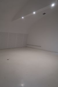 listings.show.sections.photos.alt