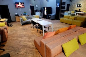 listings.show.sections.photos.alt