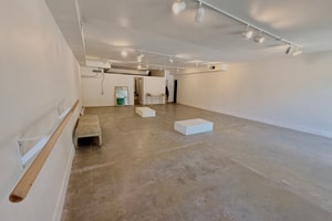 listings.show.sections.photos.alt