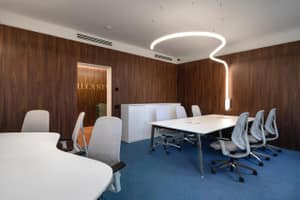 listings.show.sections.photos.alt