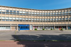 Ensemble moderniste avec piscine, gymnase et grand hall, Paris 17e, 相片 2