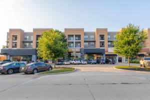 listings.show.sections.photos.alt