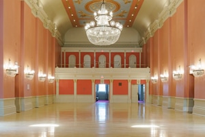 listings.show.sections.photos.alt