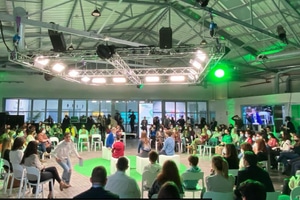 listings.show.sections.photos.alt