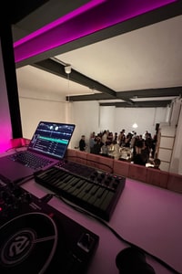 listings.show.sections.photos.alt