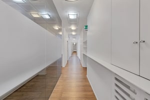 listings.show.sections.photos.alt