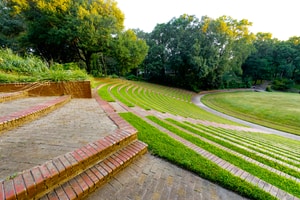 listings.show.sections.photos.alt