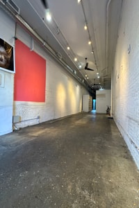 listings.show.sections.photos.alt