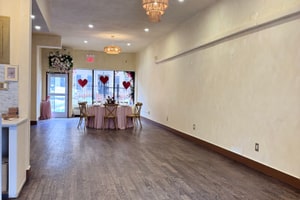 listings.show.sections.photos.alt