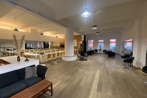 listings.show.sections.photos.alt