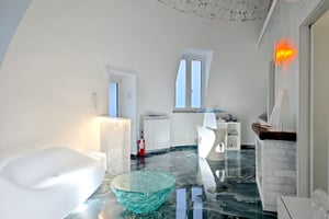 listings.show.sections.photos.alt