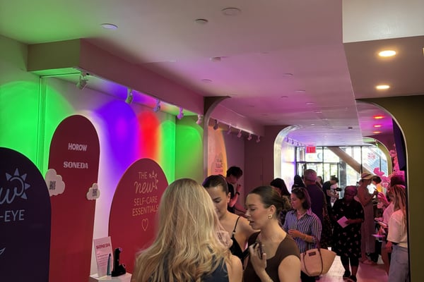 High-Foot Traffic Pop-up with PATIO in Manhattan