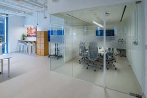 listings.show.sections.photos.alt