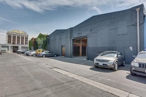 listings.show.sections.photos.alt