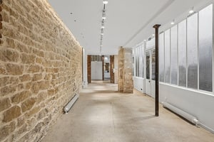 listings.show.sections.photos.alt