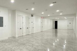 listings.show.sections.photos.alt