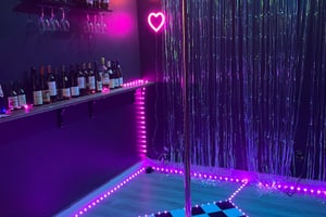 listings.show.sections.photos.alt