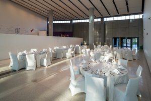 listings.show.sections.photos.alt