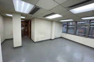 Small office for lease in Central, foto 4