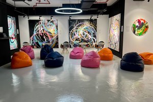 listings.show.sections.photos.alt