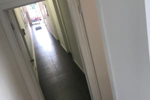 listings.show.sections.photos.alt