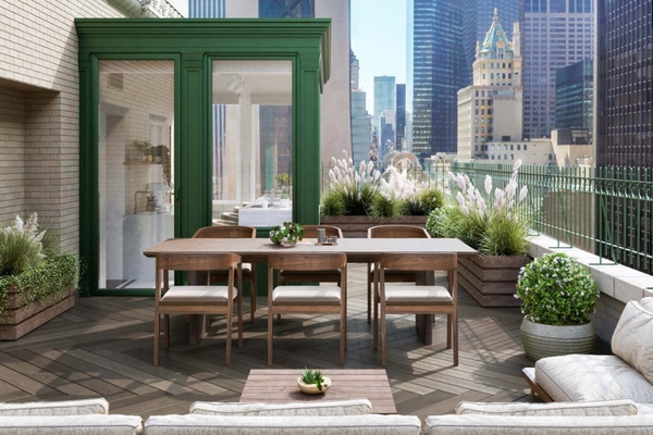High-end Duplex Loft with Terrace & Views!