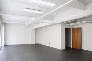 listings.show.sections.photos.alt