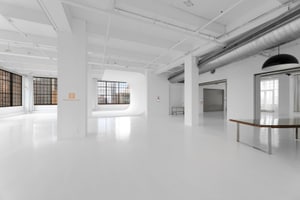 listings.show.sections.photos.alt