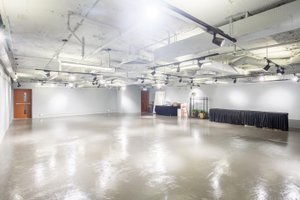Expansive Retail/ F&B space in Central, photo 2